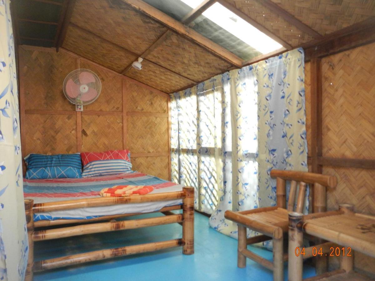 Coron Backpacker Guesthouse Exterior photo